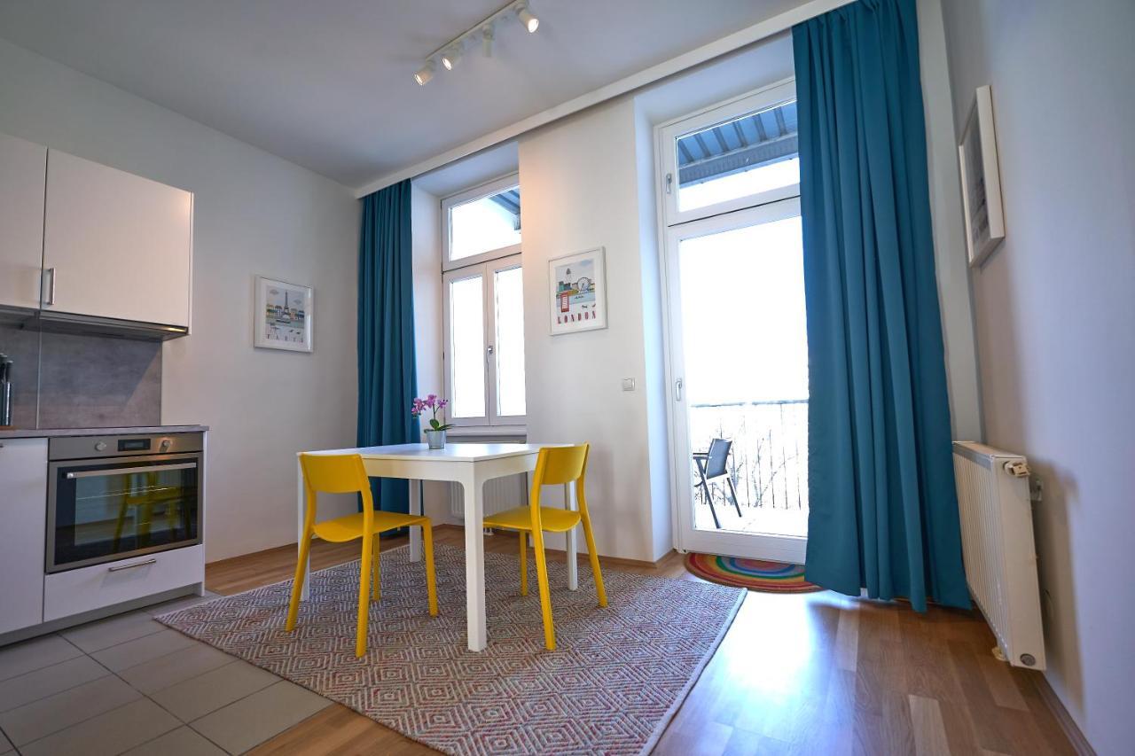 Trendy Apartment Zentral Gelegen Viena Exterior foto