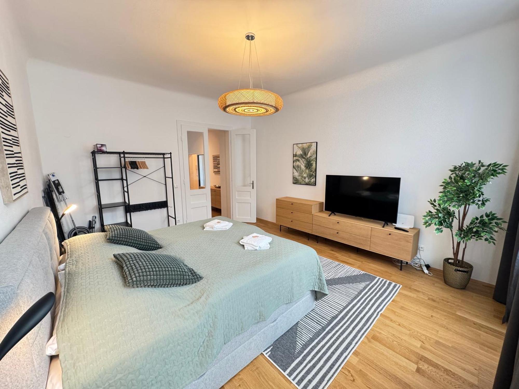 Trendy Apartment Zentral Gelegen Viena Exterior foto
